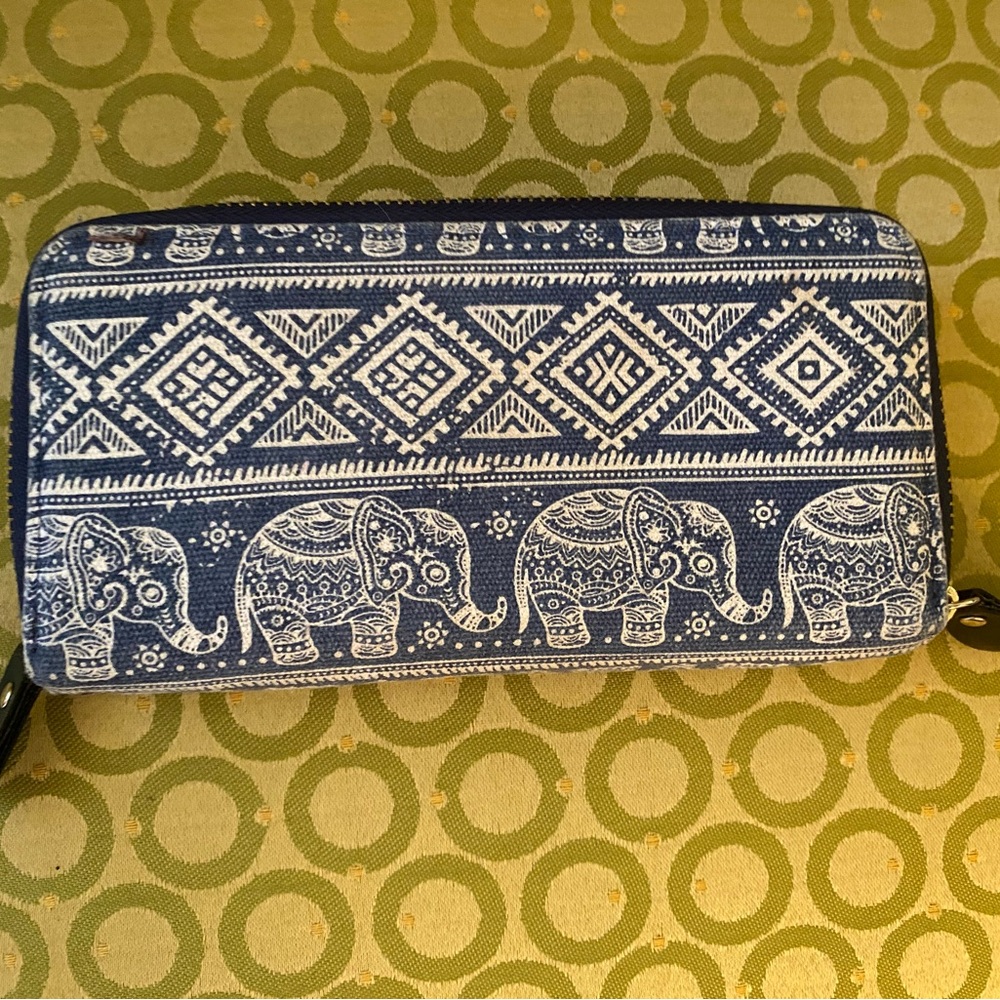 Denim wallet with elephants